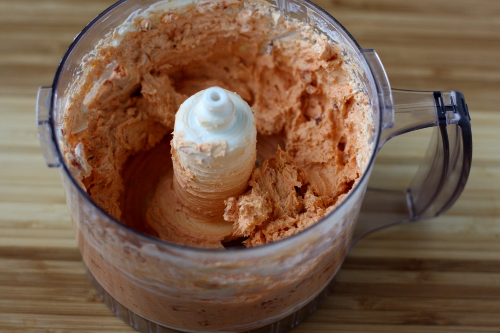 Mango & Tomato Spicy sun dried tomato cream cheese