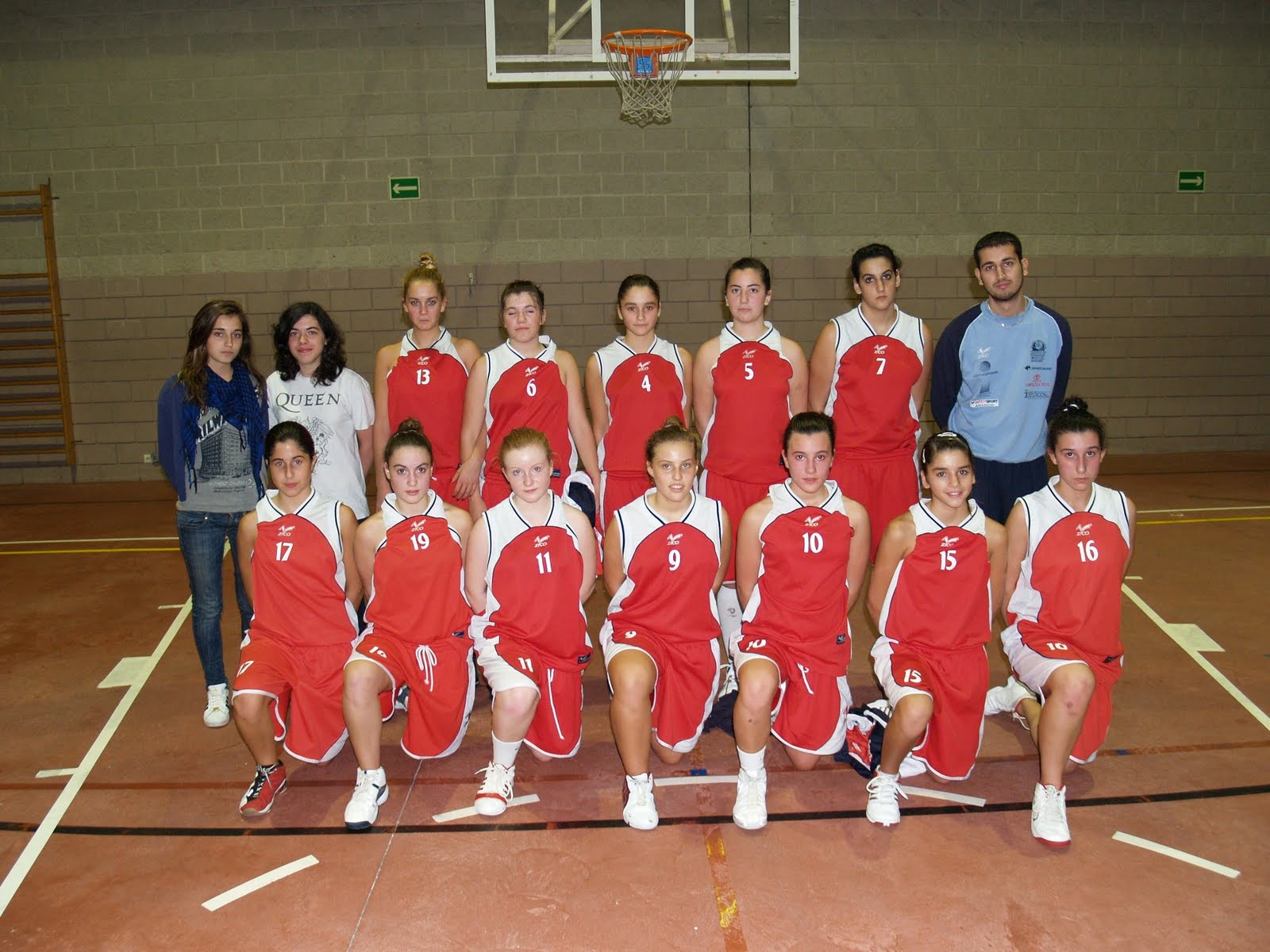 [Plantilla-PioXII-Cadete-09-10.jpg]