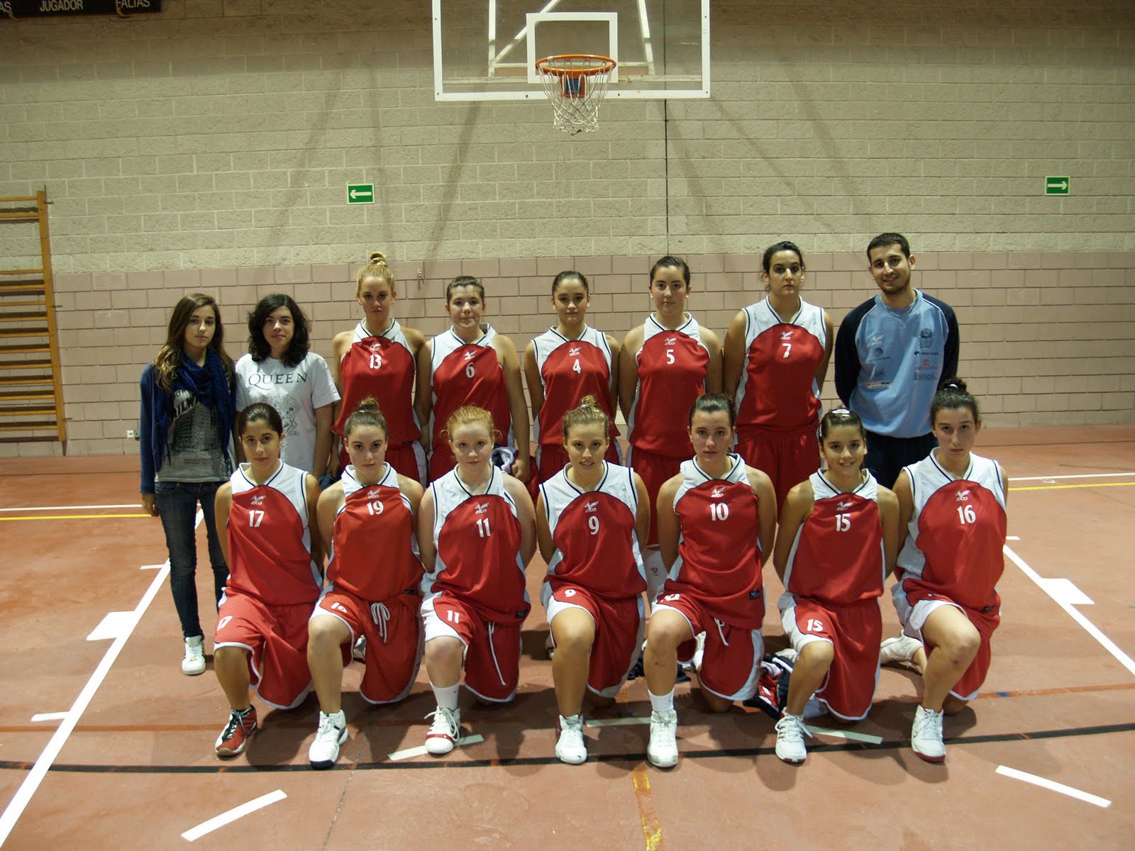 [plantilla-pioxii-cadete-femenino-09-10.JPG]