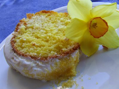 [Daffodil Cake.jpg]
