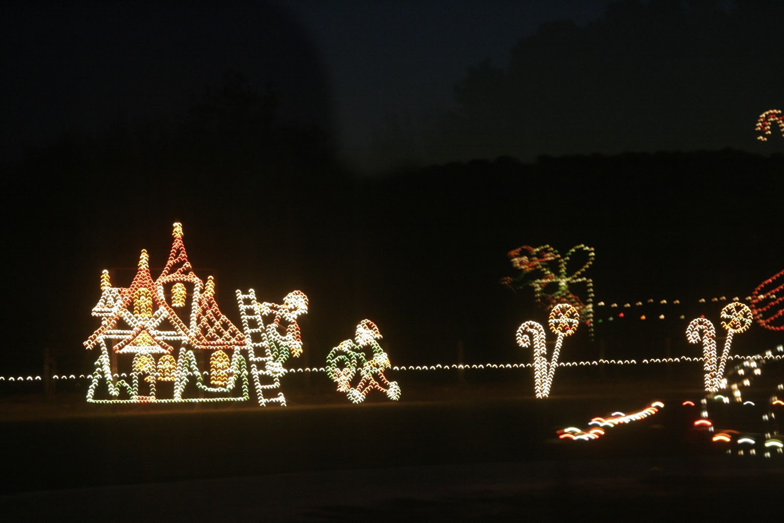 The Stir Crazy Moms' Guide to Durham Christmas Festivities at Meadow