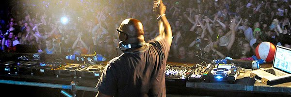 Carl Cox - 2010-08-10 - DJ Set with Green Velvet at The Revolution Continues Space Ibiza