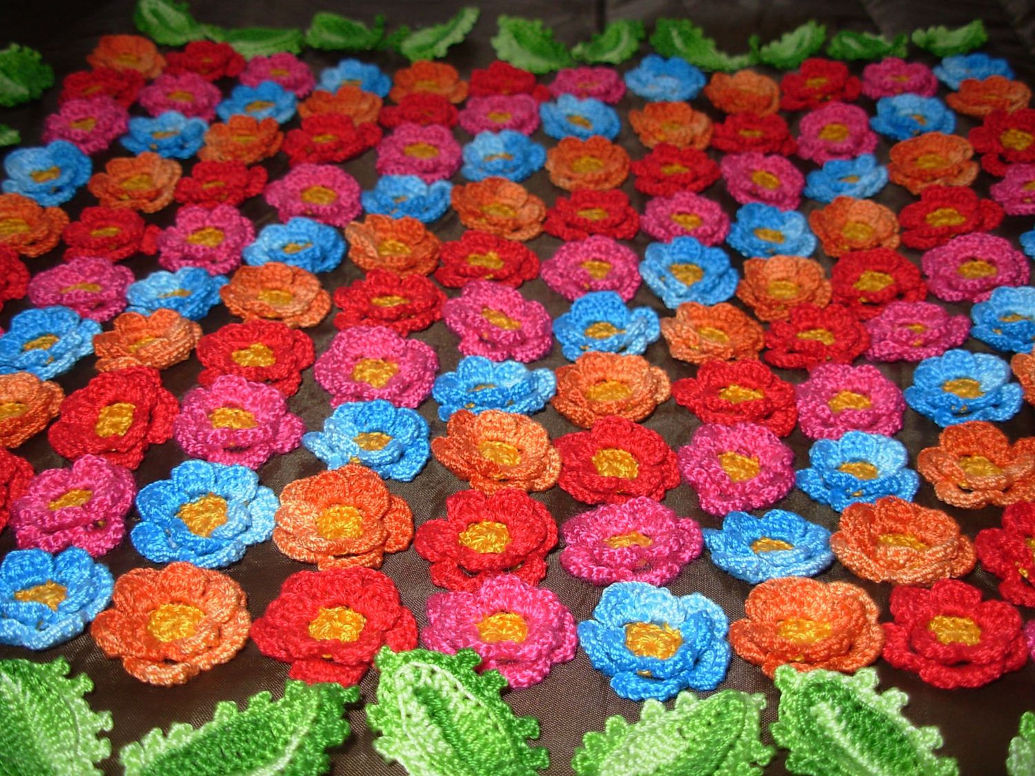 Crochet Flowers: Ideas for using crochet flowers in projects