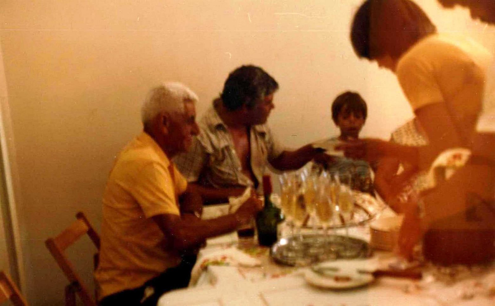 [1984+papÃƒ +e+rafel..jpg]