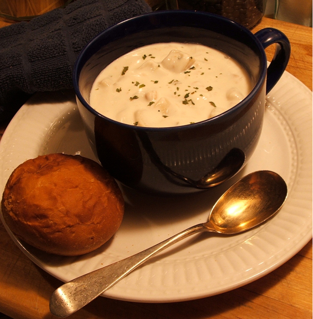 The Rusty Spoon New England Clam Chowder Express & HeartWise Versions