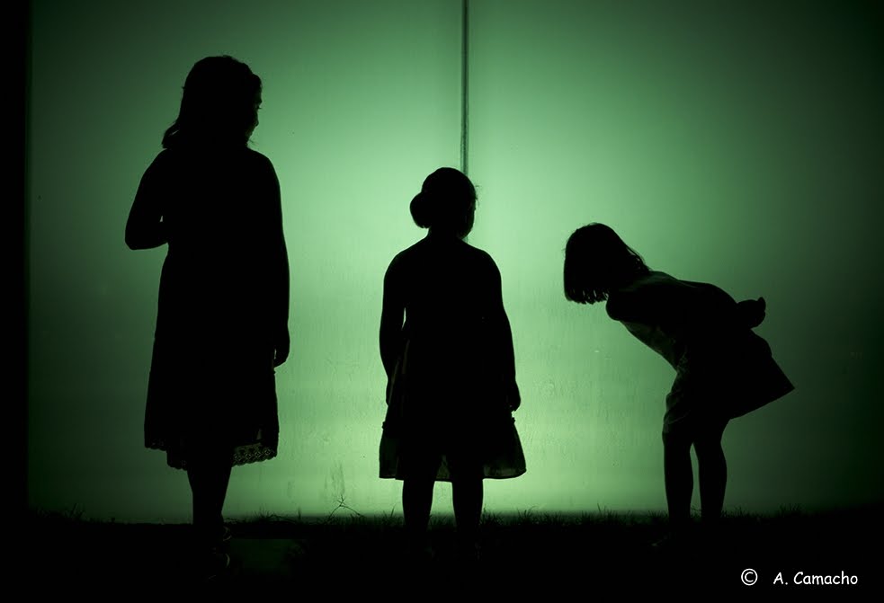 [niñas+bulevar_5.JPG]