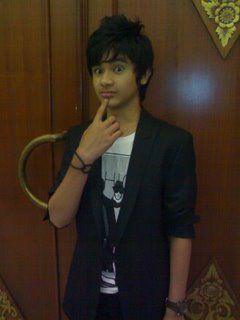 Arti Sahabat , Nada Cinta , Dan Dia Anakku