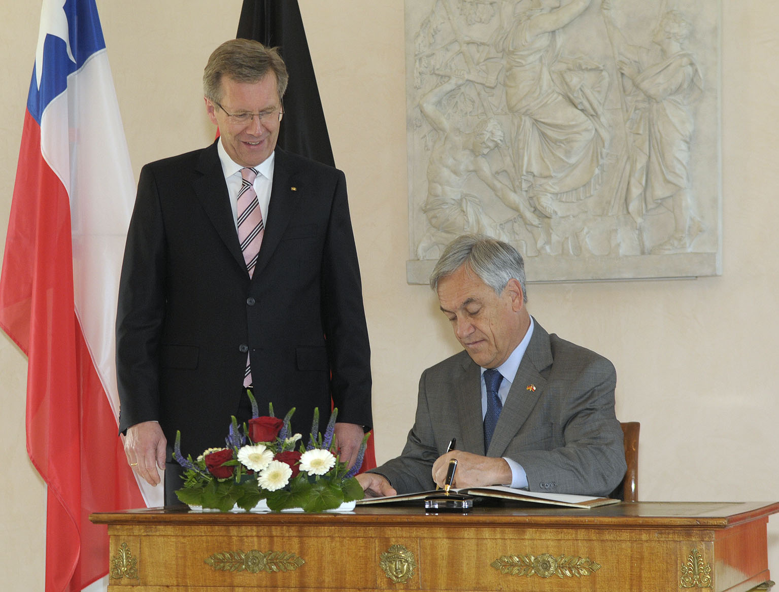 Araucaria LE PRÉSIDENT DU CHILI ET LA RACE ALLEMANDE