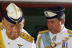 APA YANG TERSIRAT ONLINE: Sultan Johor Gering