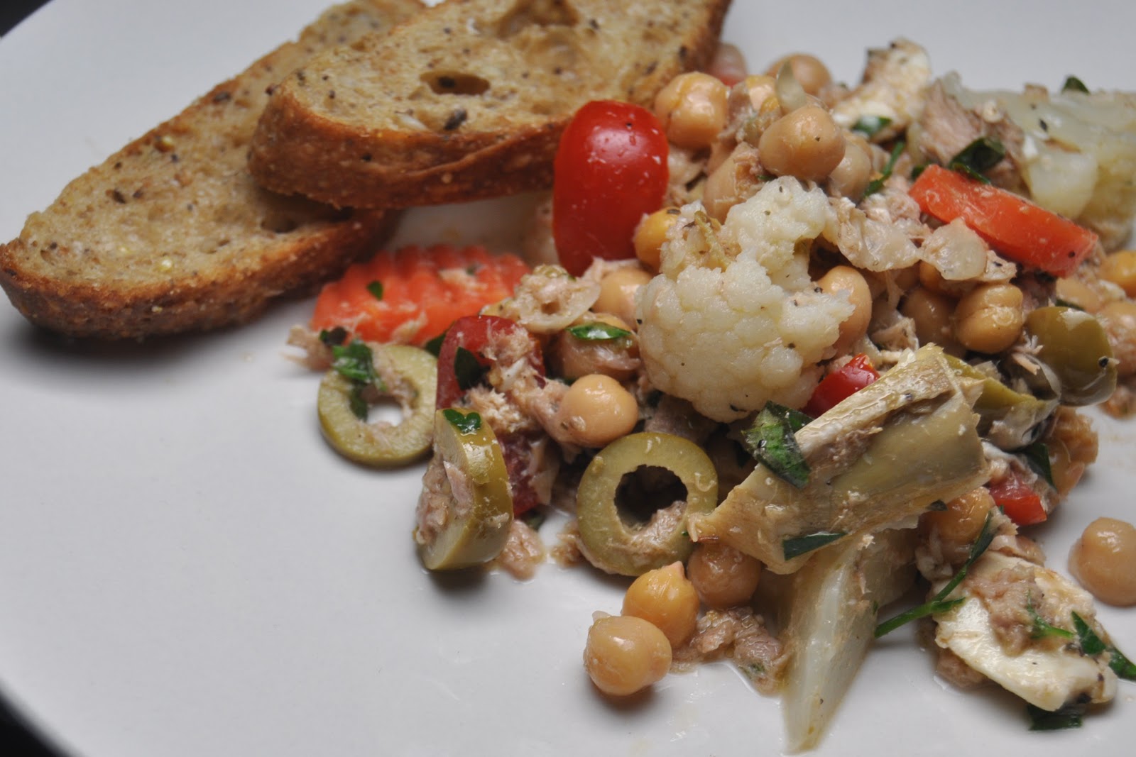 Impeccable Taste Tuna Antipasto Salad