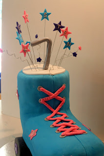 The Cake Chicks: Roller Skate Cake