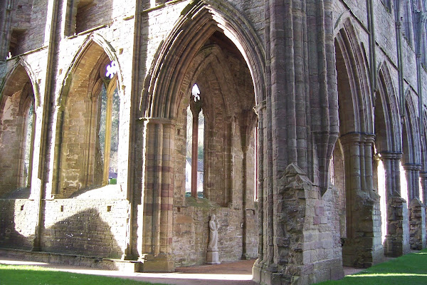 Setting of the Statue of Our Lady of Tintern