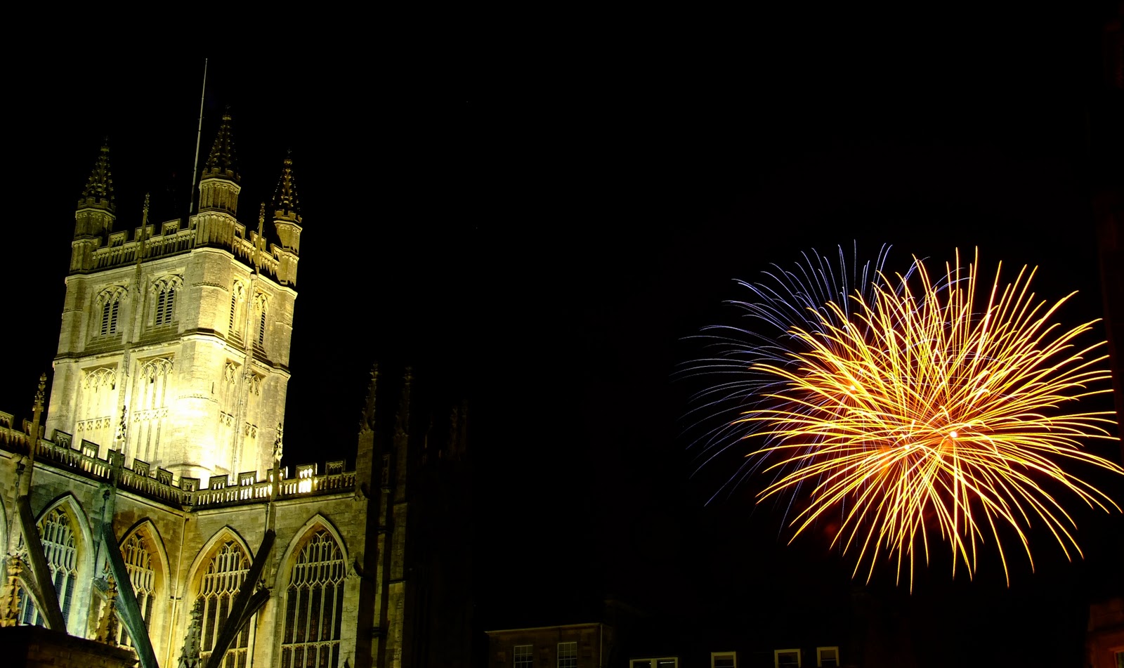 John's Photo Blog: Bath Abbey Fireworks in Bath 2010