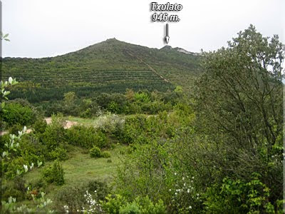 Vista de Txulato desde el collado de acceso al Valle Reajo