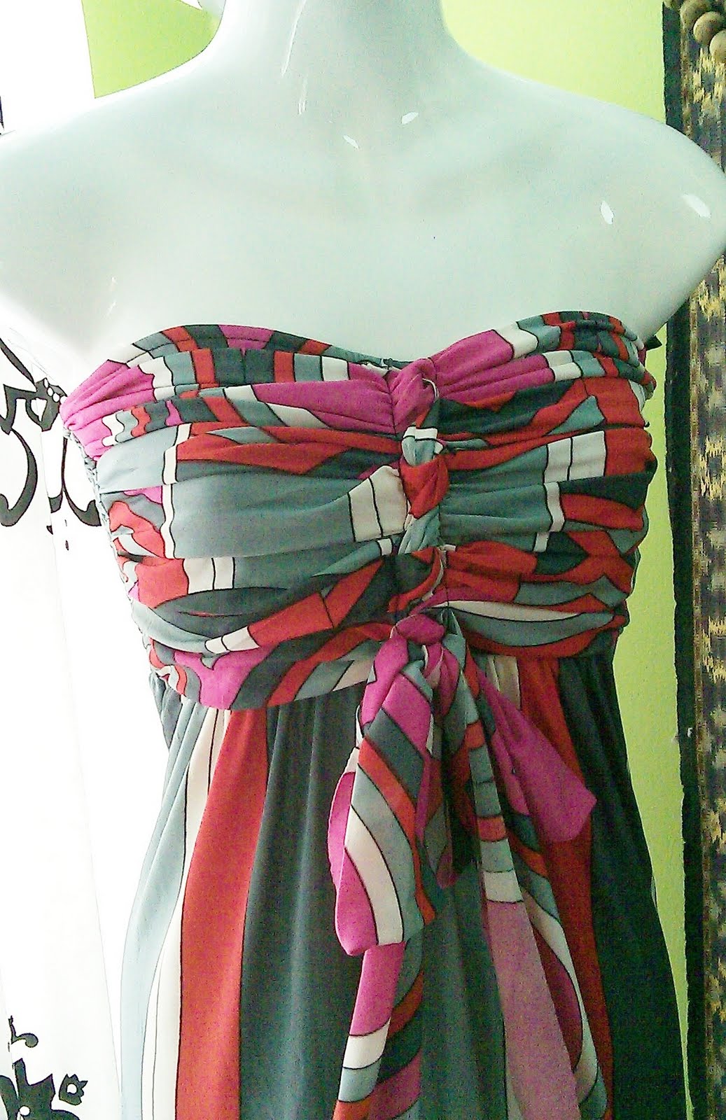 Rose.Petals.Boutique