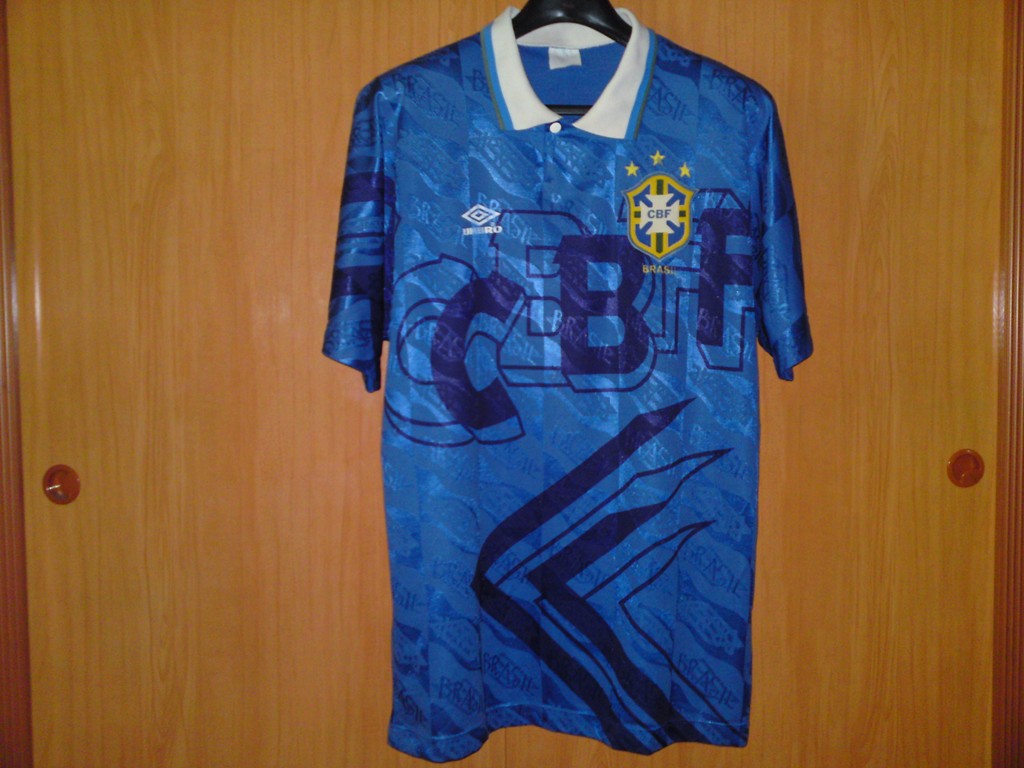 ONE X CENTER BUNDLE Vintage Jersey Brazil Away