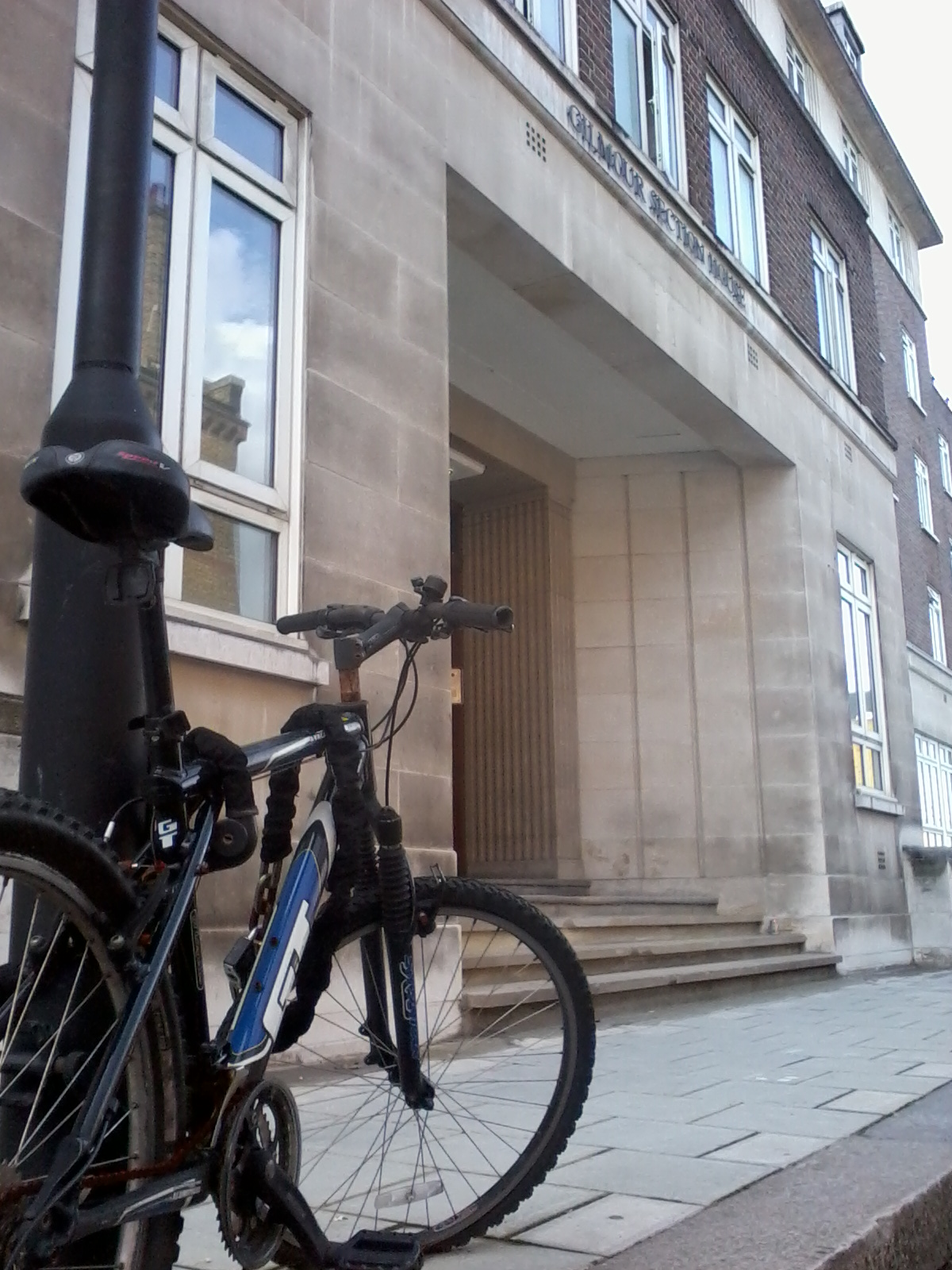 Kennington People on Bikes Very secure cycle parking