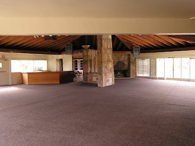 hall jesus youth california dining