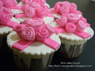 Fondant Cupcakes (Hantaran)