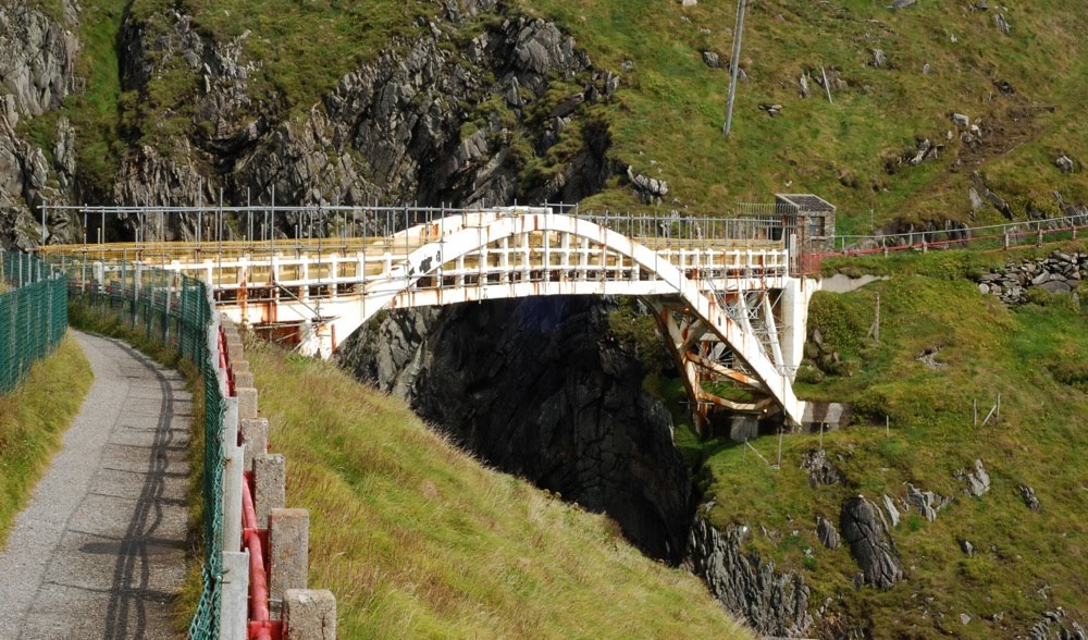 [Mizen+Brücke_2.JPG]