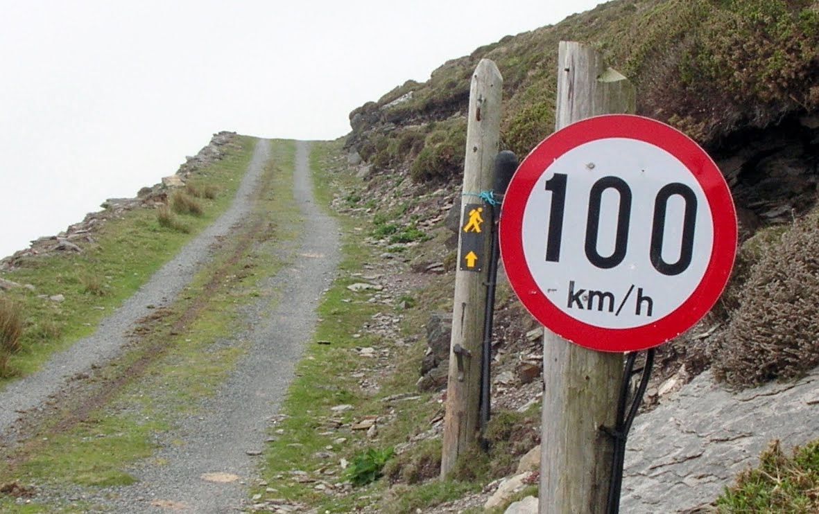 [Schild+100_große.JPG]