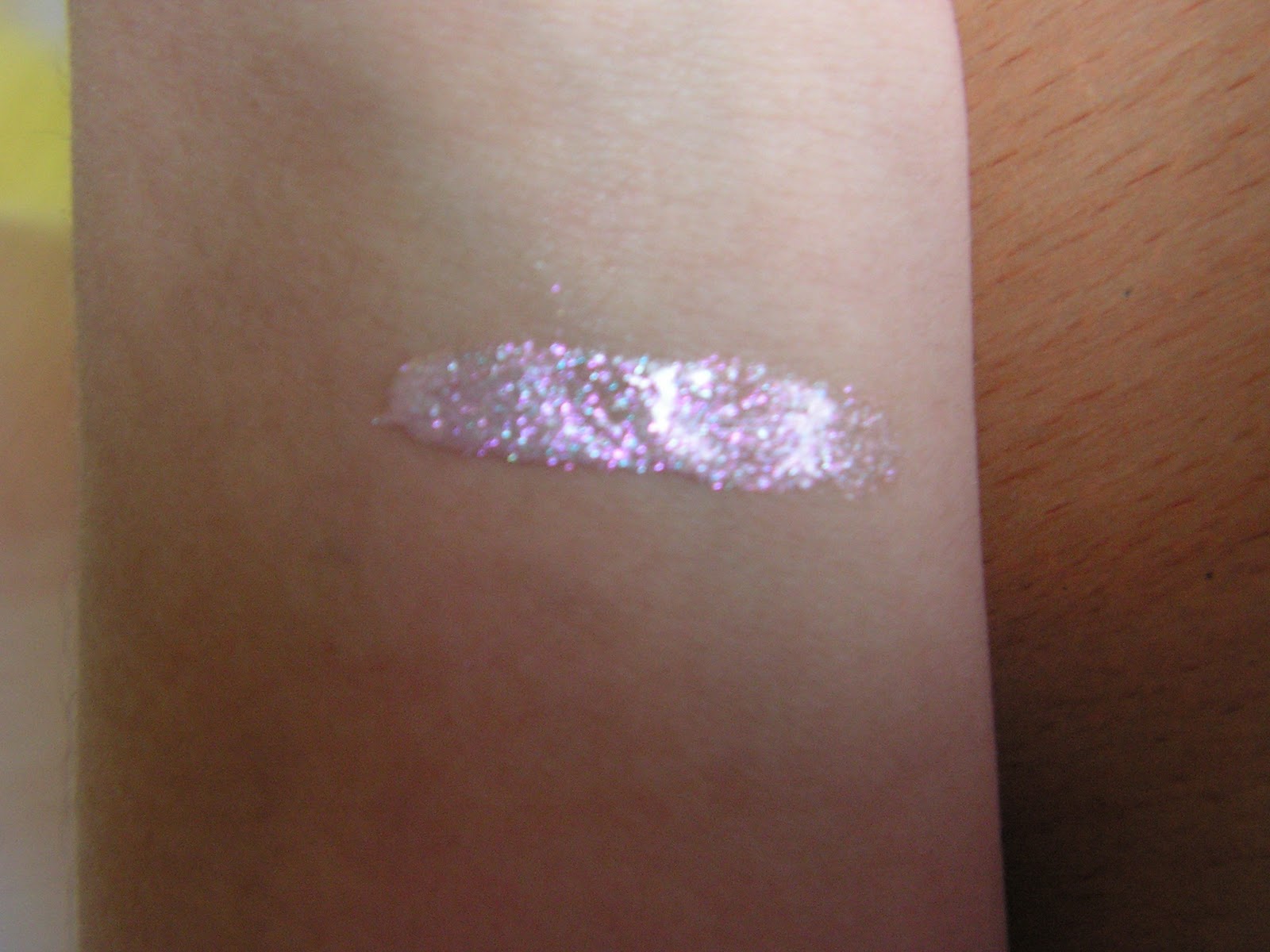 things4her MAC Cham Pale, Review Lip Gelee Sintillation