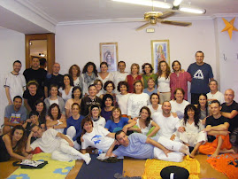 En Kailasa se imparte la "Formación de profesores de yoga integral"