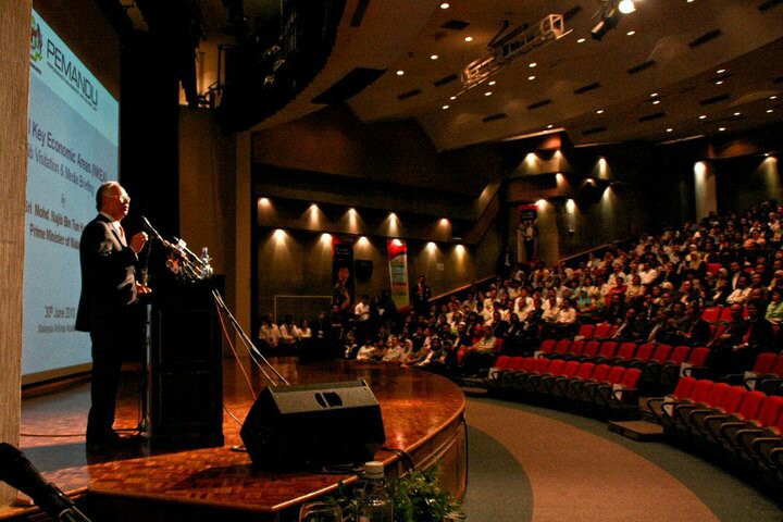 RobestYong: (96) PEMANDU Lab NKEA Transformation Program