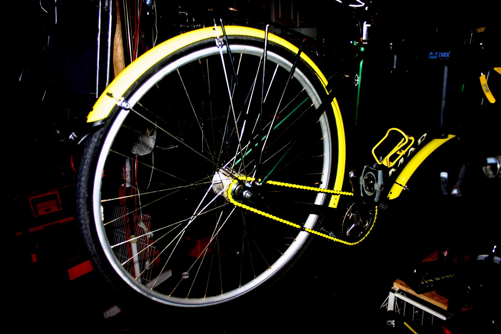 Cyclesnack Yellow Fenders