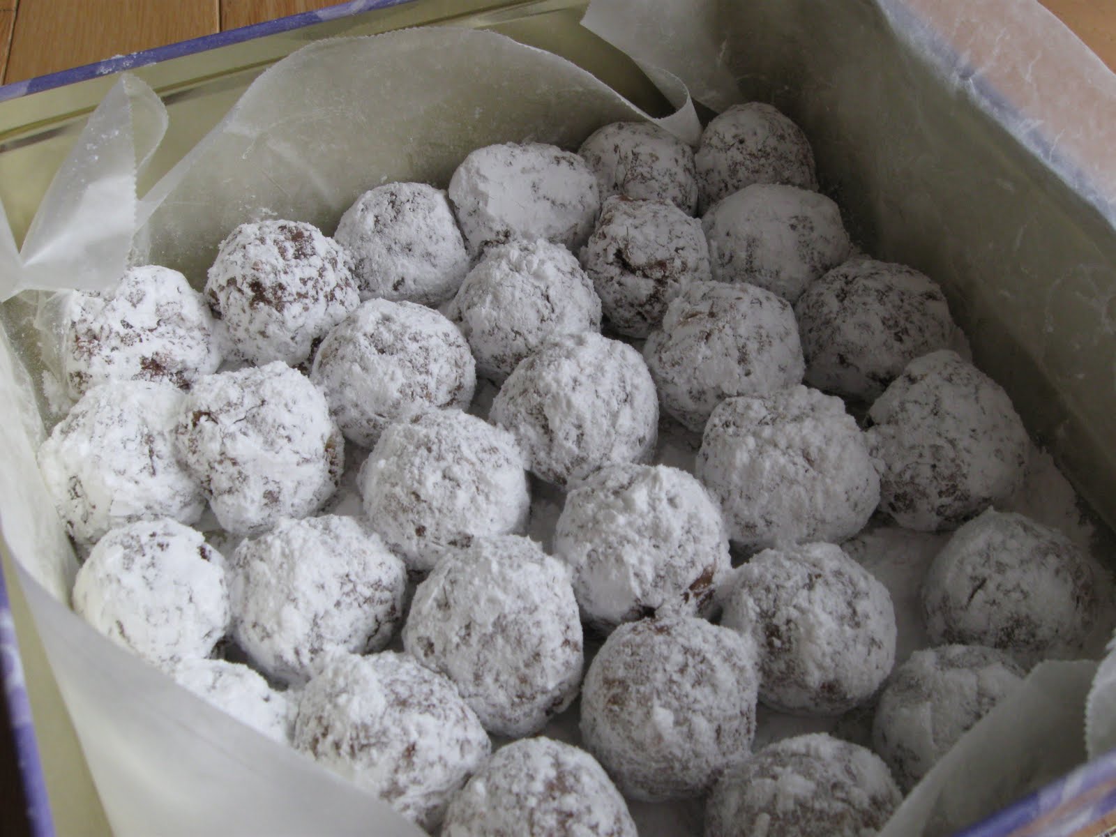Cattapan's Cookies & Cakes Mom's Rum Balls