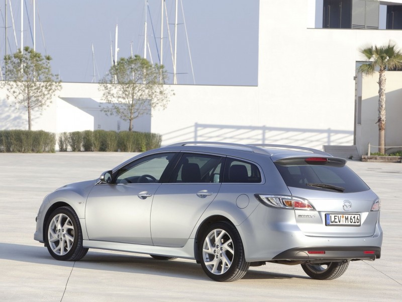 Sports Cars: 2011 Mazda 6 Wagon Official Pictures