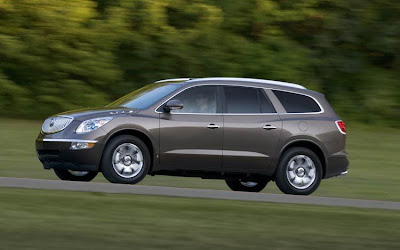2010 Buick Enclave Side View