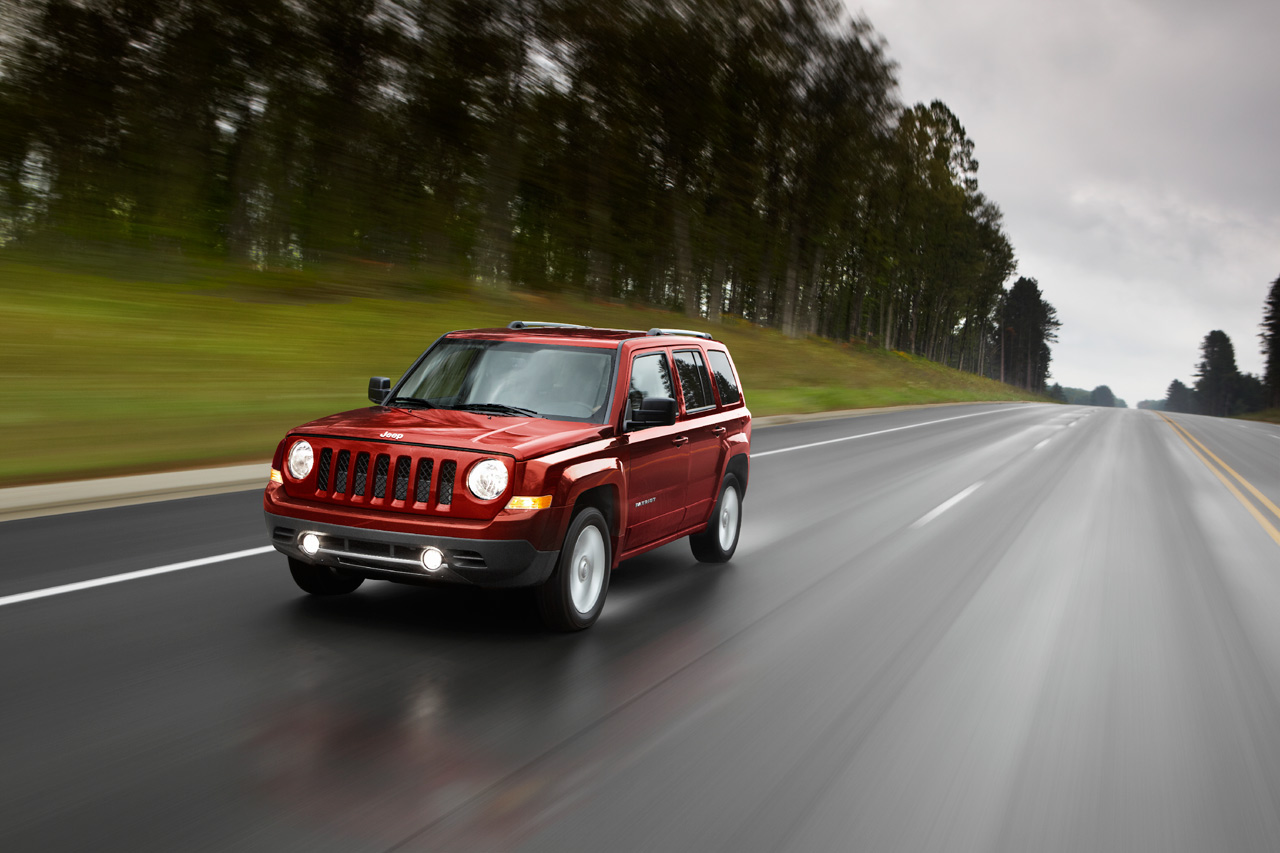 Hybrid Cars Gallery: 2011 Jeep Patriot First Look