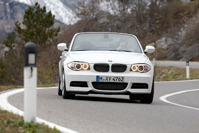 2012 BMW 1 Series Convertible Front Angle View