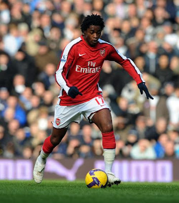 Alex Song Football Pictures