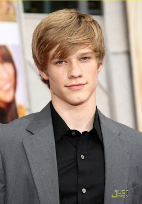 Lucas Till blog, pictures, video, photos