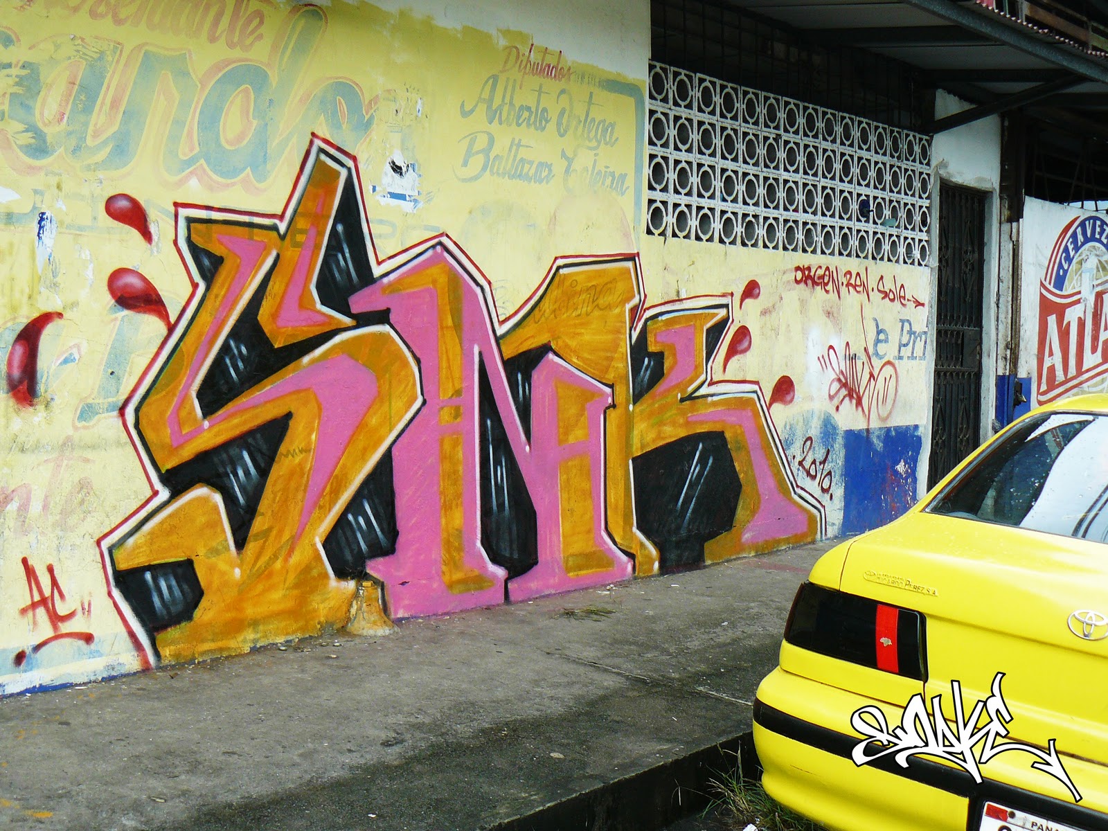 Snake (AC): graffiti