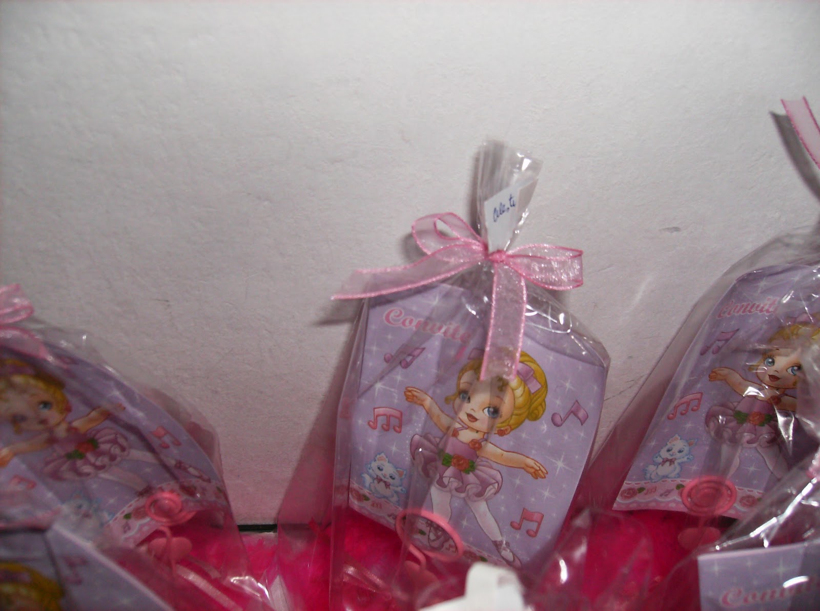 Meu Mundinho Biscuit: LEMBRANÇAS DO ANIVERSÁRIO DE 2 ANOS DE CAMILA