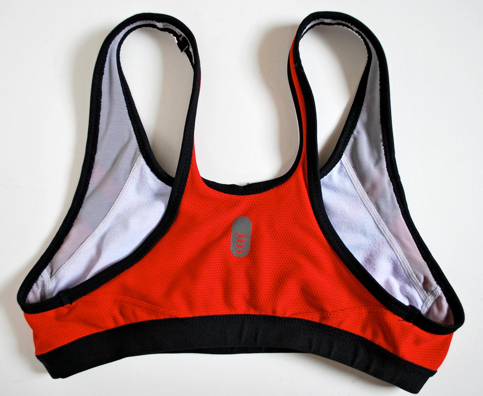 do nike sports bras run small