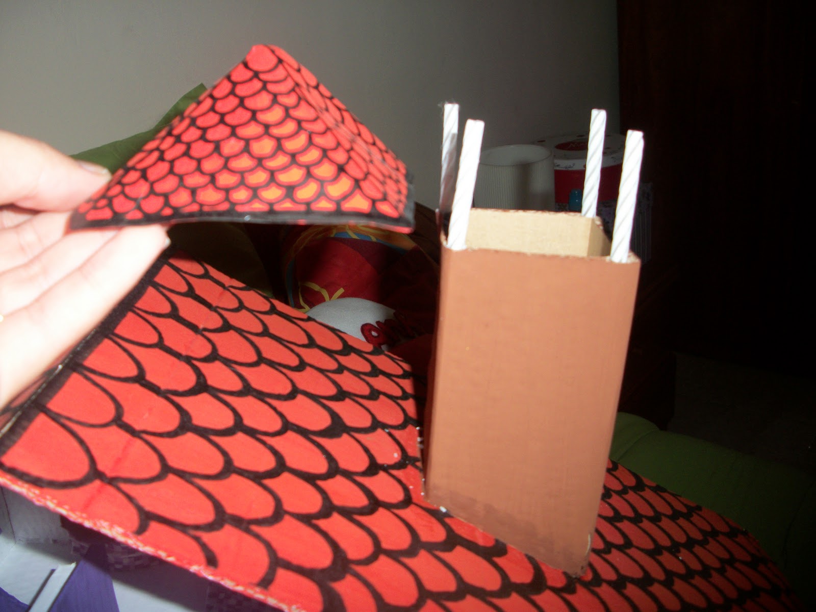 MARAVILLAPINOLANDIA!!: Juguete con materiales reciclados