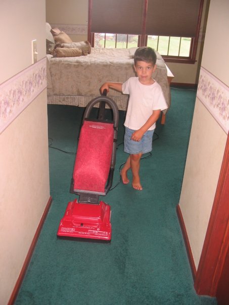 [jacob+and+vaccuum.jpg]