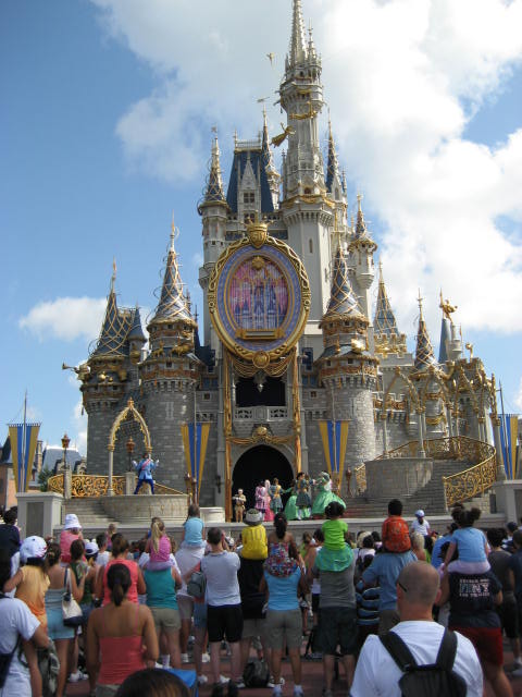 [cinderella's+castle.jpg]