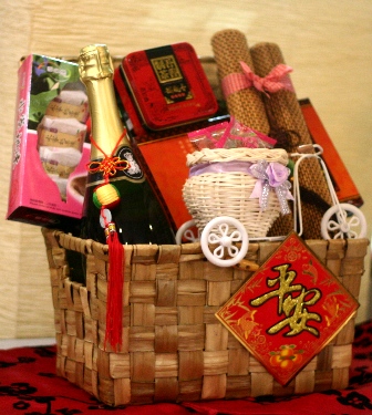 Memory florist & gift: chinese new year hampers Memory Florist & Gift: CHINESE NEW YEAR HAMPERS