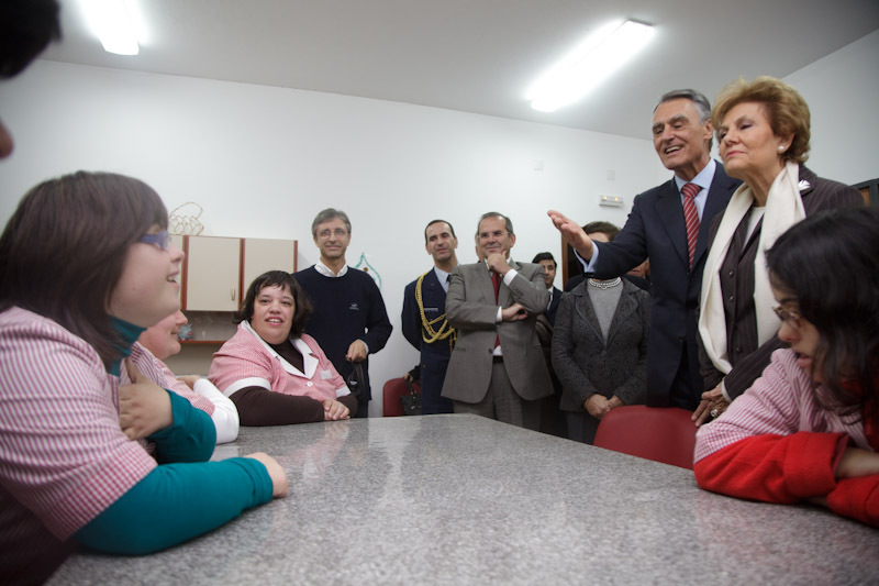 [06-091218-PR-0352.jpg]