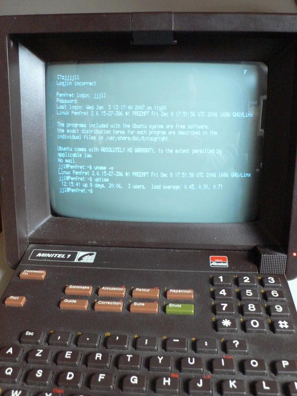minitel_01.jpg minitel_01.jpg