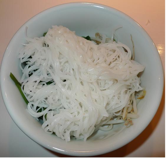 Amporn's Thai Kitchen: Thai Small Rice Noodle Soup with Shrimp