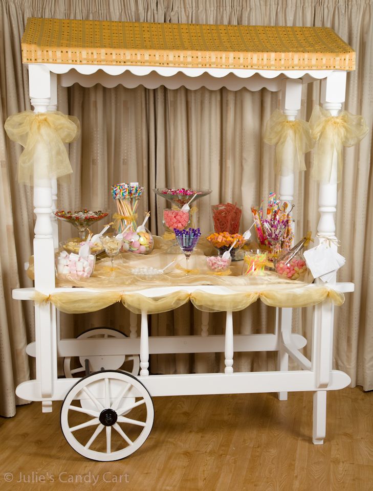 Renfrewshire Wedding Directory Julie's Candy Carts