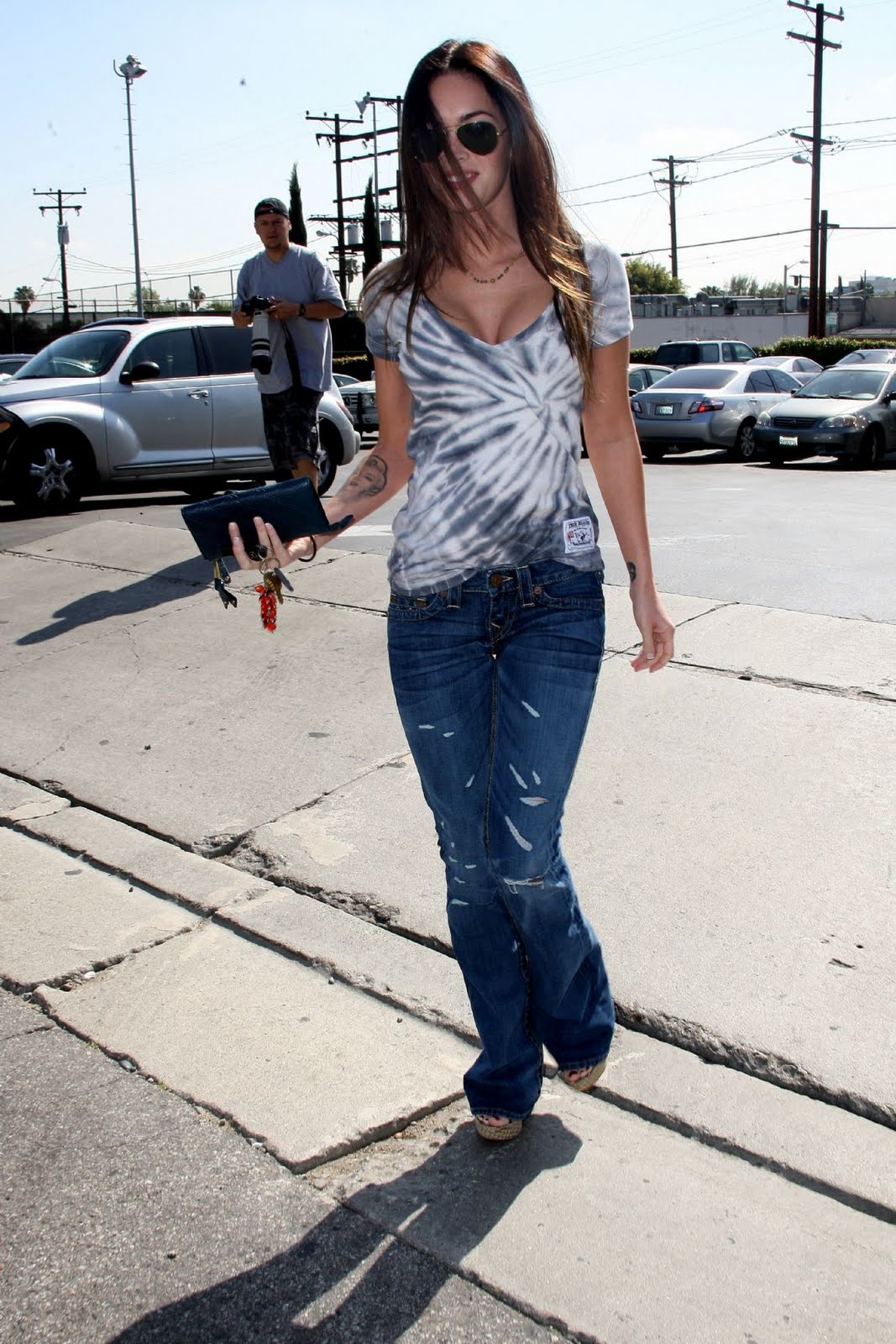 TOP Celebrities News Denim Square Megan Fox looks Appealing in