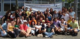 Grupo de graduandos de Letras/Libras polo da UFSC.