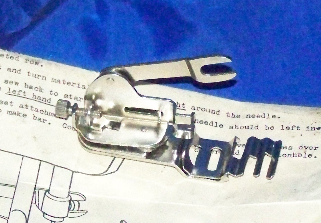 Singer Sewing Machine zigzag attachments